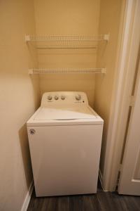 Charming 2 bedroom, 2 bath apartment