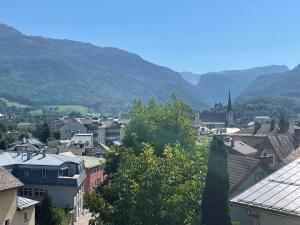 am Kalvarienberg Villenapartment & Hostel Bad Ischl