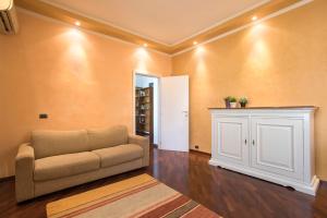 A poche fermate dal centro - Design home