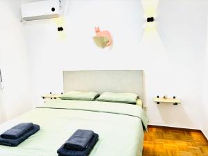 Close to the Acropolis House-3