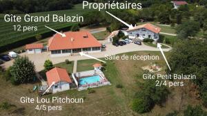 Maisons de vacances Gites 15 a 17 personnes avec salle de reunion : photos des chambres