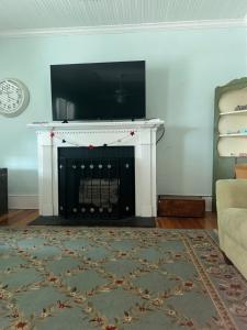 The Rose on Lakeside