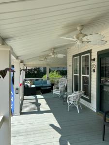 The Rose on Lakeside