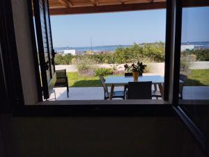 Appartamento con 2 Camere da Letto, Terrazza e Vista Mare