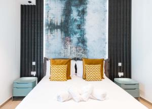 Mercury Tower Exclusive 1BR w Rooftop Pool by Arco Collection