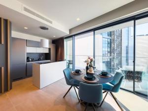Mercury Tower Exclusive 1BR with Rooftop Pool by ArcoBnb