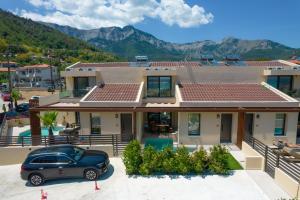 Ntinas Seaside Suites