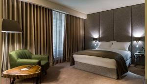 4615 Hotel