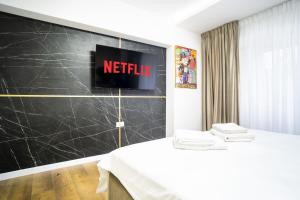 Top Location - Contemporary Parliament View - 2BR