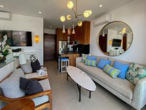 Blissful Ocean-View Penthouse with Rooftop Pool