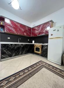 Cozy Getaway Apartment in Saranda, Beach Access