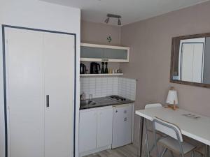 Studio Arc En Ciel 2 - 27 allée des pinons - 6-1