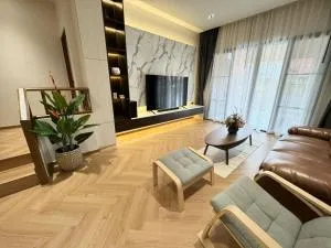 Naka Central Happy Home in Phuket city - Ban Rangeng