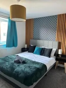 Adams Drive 4 Bedroom Stylish House Parking - 韦尔斯布罗斯