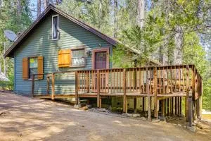 California Mountain Cabin with Lake Access and Deck! - Twain Harte