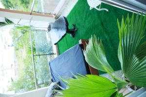 LN NYALI HOMESTAY ENSUITE ROOMs AND APARTMENT WITH SWIMMING POOL