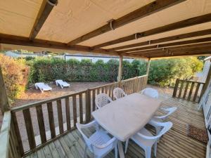 Campings Mobil-Home 419 Camping Lac des reves proche de la mer : photos des chambres