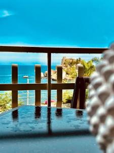 FronteMare & MariMare Isola Bella Apartment by Taormina Holidays