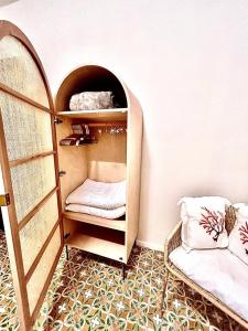 FronteMare & MariMare Isola Bella Apartment by Taormina Holidays