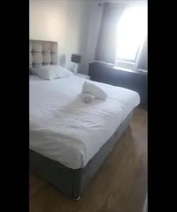 Broughton Comfy Den- Free WiFi, Netflix and Parking available! - Wavendon