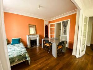 Appartements Le Charming - Paris parc de la Villette - Canal de l-Ourq : photos des chambres