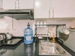 Stylish and Cozy Room at TheLoop Tower-25th Floor