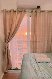 Stylish and Cozy Room at TheLoop Tower-25th Floor