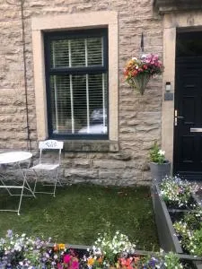 Riverside Cottage - 沃利