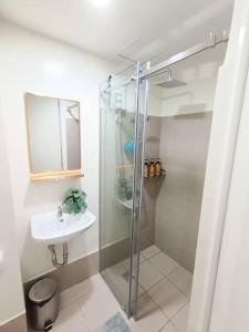 University Belt Cozy Studio at Vista Recto-33rd Floor