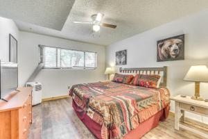 Relaxing Ruidoso Retreat Walk to Midtown!