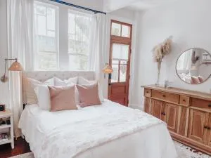 Guesthouse on Girod - 卡温顿