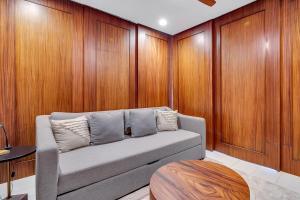 Casa Cloud-9 at Maralma