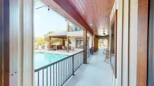 Hill Country Hideaway - كونكان