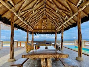 Casa La Vida, frente al mar