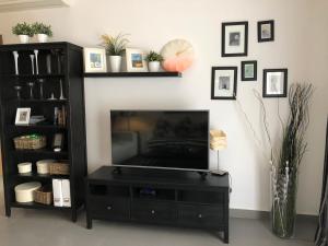 Sea and Pool View penthouse Families only