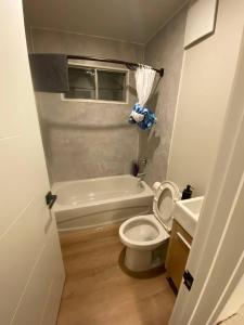 Central 2br Near Unveristy And Whyte Ave