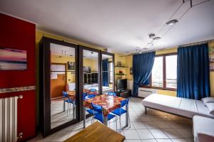 Cozy Suite Rogoredo Apartment next to the metro and train station