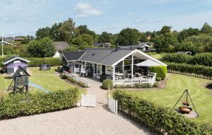 Holiday Home Hyldekrogen Hejls I - 5hvězdičkové hotely ve městě Hejls