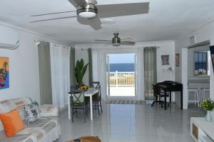 Irie Vibes Ocean View