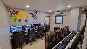 Daebudo the White Pool Villa