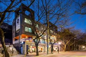 gongju deoswim pensyeon - Gongju