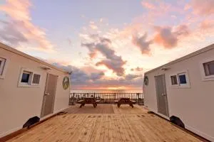 Olla caravan pension - Songjŏng-ni