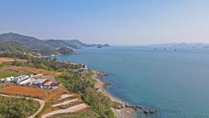 Namhae Bokkongii Seesru Ocean View Poolvilla