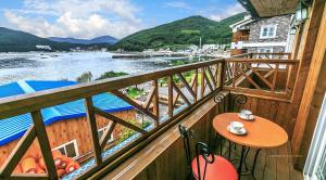 Geojae Beach Maru Pension