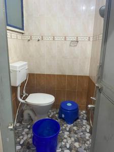 Royal King Bed Suite, Service Apartments, 1km to center , Free WI-FI