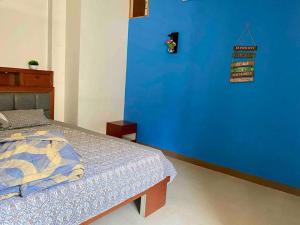 Royal King Bed Suite, Service Apartments, 1km to center , Free WI-FI