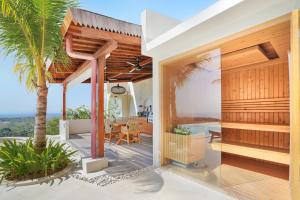 Castle Lunita top ocean view villa of Uluwatu