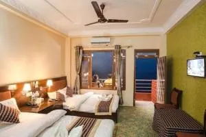 Hotel The Ranimahal - Gulmī Tamghās