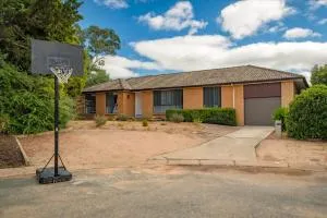 Hidden Gem In Gowrie - Yaouk