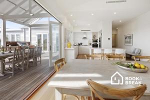 Clovelly of Portsea - Heated Pool Spa Luxury